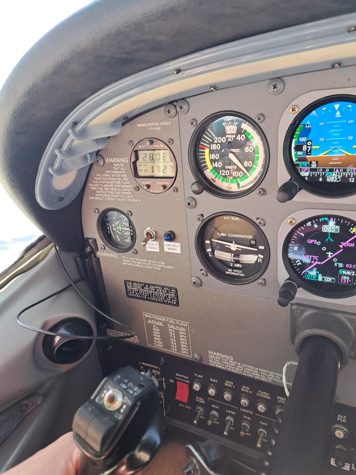 N931SJ-Interior
