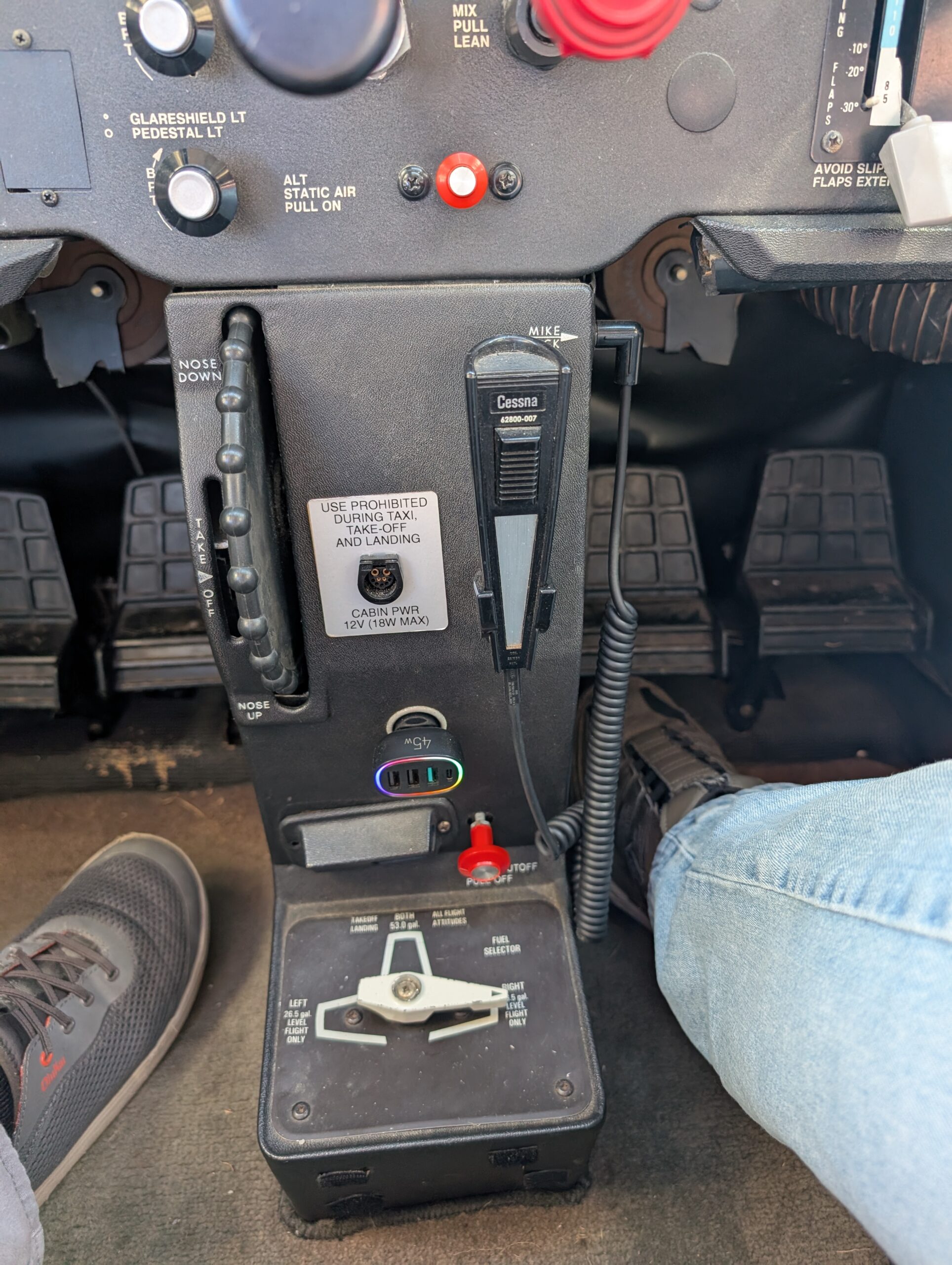 N992WW-Interior